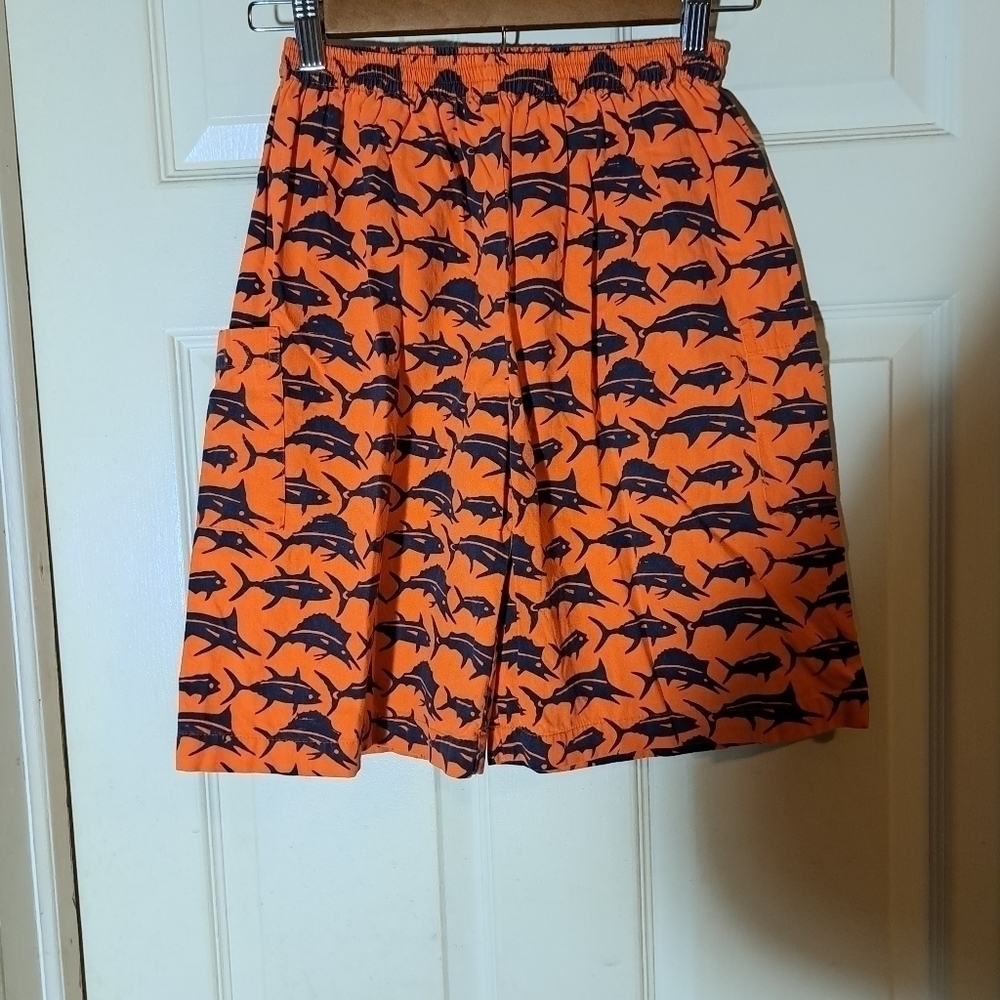 Tobal kids shorts size medium